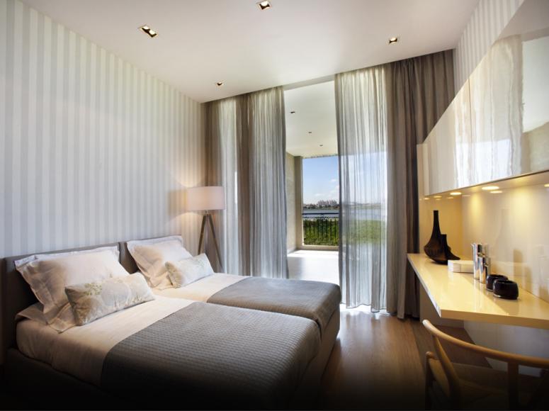 Central Park 3 Lake Front Towers Banner